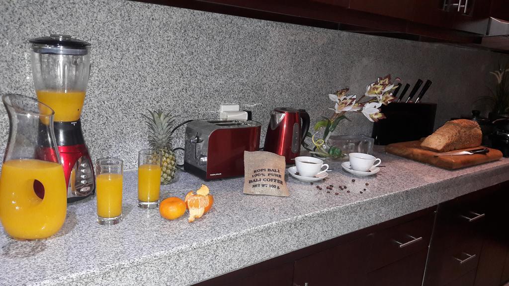 エスキシート ヴィラ デンパサール エクステリア 写真